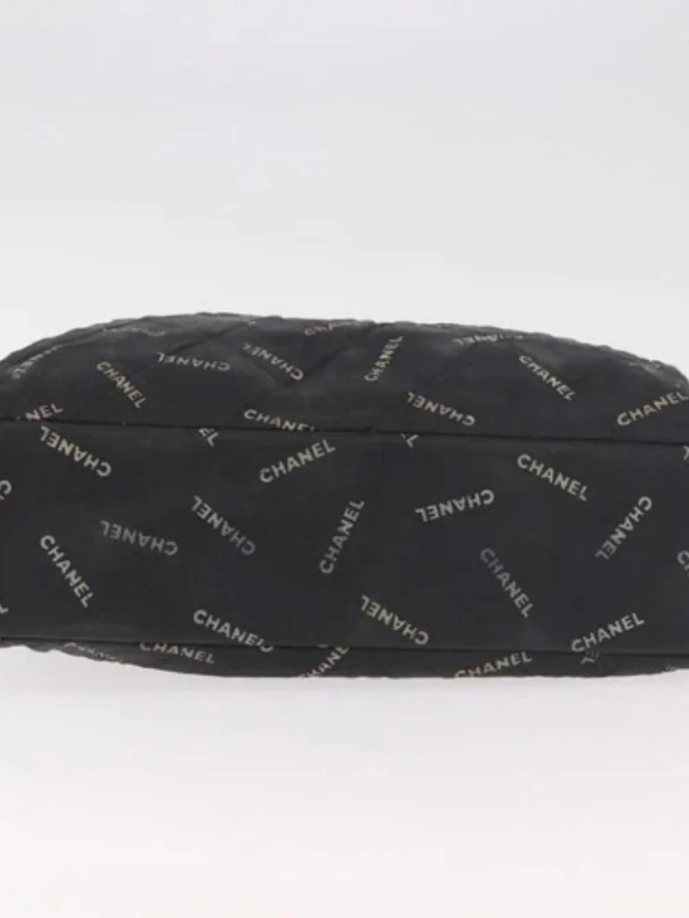 CHANEL Matelasse Chain Tote Bag Coated Canvas Black Gold CC Auth bs35682